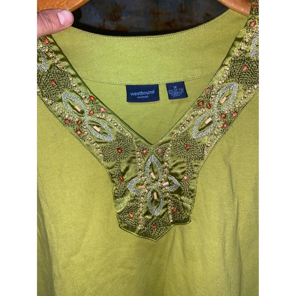Westbound Woman 1X Lime Green Embroidered Beaded V-Neck Cotton Tunic Top Shirt - Picture 3 of 5